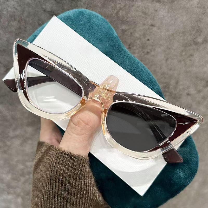 Triangle Cat's Eye Photochromic Myopia Glasses Women's INS Style Brand Design Popular Change Grey Minus Diopter Eyeglasses