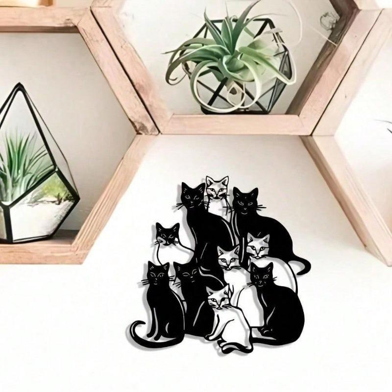 En gruppe katter minimalistisk metall på veggkunst - Moderne hjemmedekor for soverom, stue eller bad.