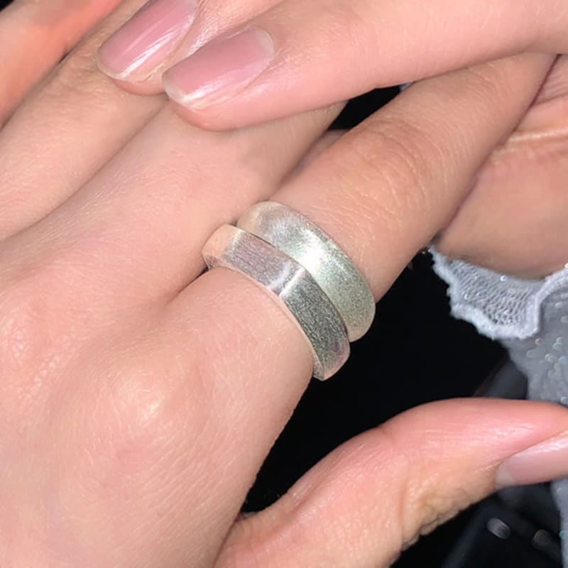 SULTANA Matte Squre Open Ring