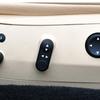 1x Seat Back Adjustment Switch Button For Maserati For GranTurismo 2004 2005-2011 980145095 Replacement Automobiles Parts