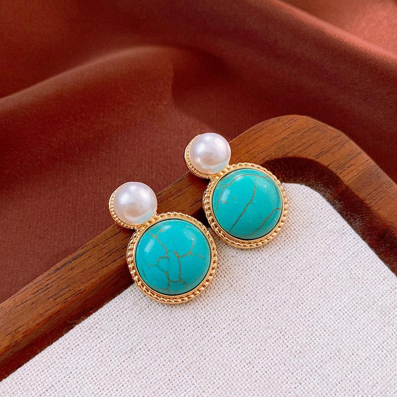 Silver Needle Zircon Earrings Retro Light Luxury Court Style Stud Earrings Niche High-end Earrings