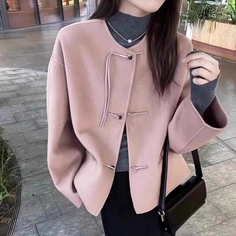 

Трендовое розовое твидовое пальто 2024 года с застежками-лягушками и в современном китайском стиле для ранней весны XL 125-140 cm