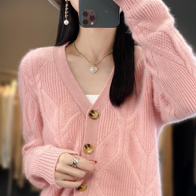 Women's Diamond Knit Wool Cardigan - Thick, Casual, Cable Knit Sweater for Autumn/Winter 2023, Loose-Fit and Versatile.