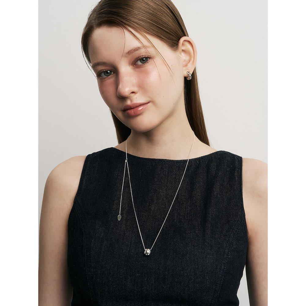 Bold Ring Pendant Necklace