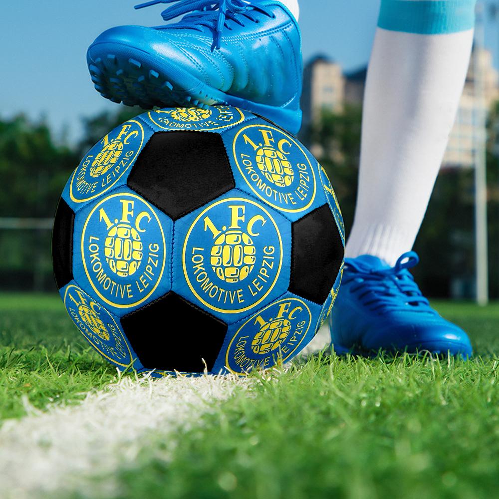Pallone da Calcio Indoor Lokomotive Leipzig Colorato Cucito a Macchina PVC Misura 5 Allenamento di Squadra Pronto per la Competizione Durevole Rimbalzo Elevato Fantastico Regalo Sportivo