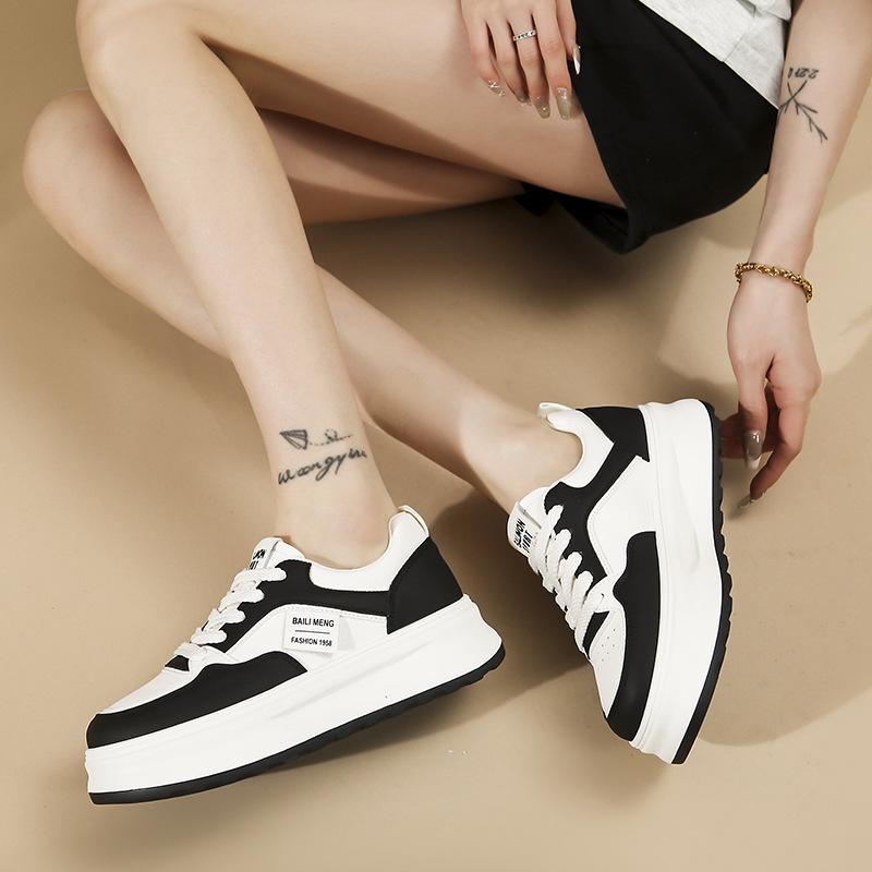Stepping On Shit Leather Little White Shoes Women's 2025 Spring New Versatile Platform Sports Board Shoes Non-slip Waterproof Sports Shoes