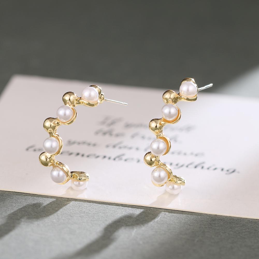 Simple Creative Exaggerated Pineapple Love Heart-shaped Geometric Chain Earrings Women Personality Geometric Girl Earrings