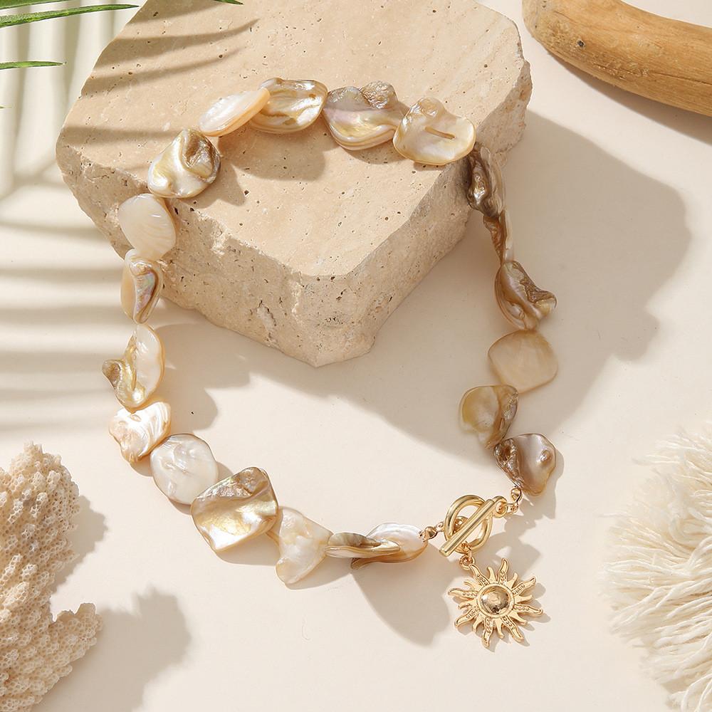 Shell Star Pendant Necklace For Women With Beach Vacation Style Spring