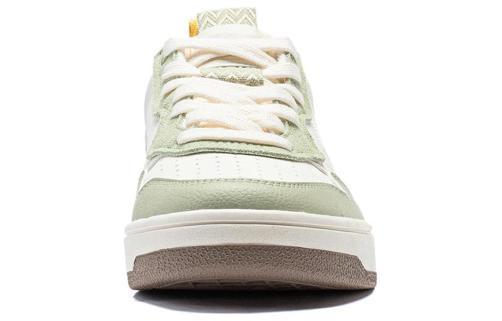 Li Ning Star Candy Slip Resistant Cushioning Low top Skateboard Shoes Women's Green White AGCT472-3