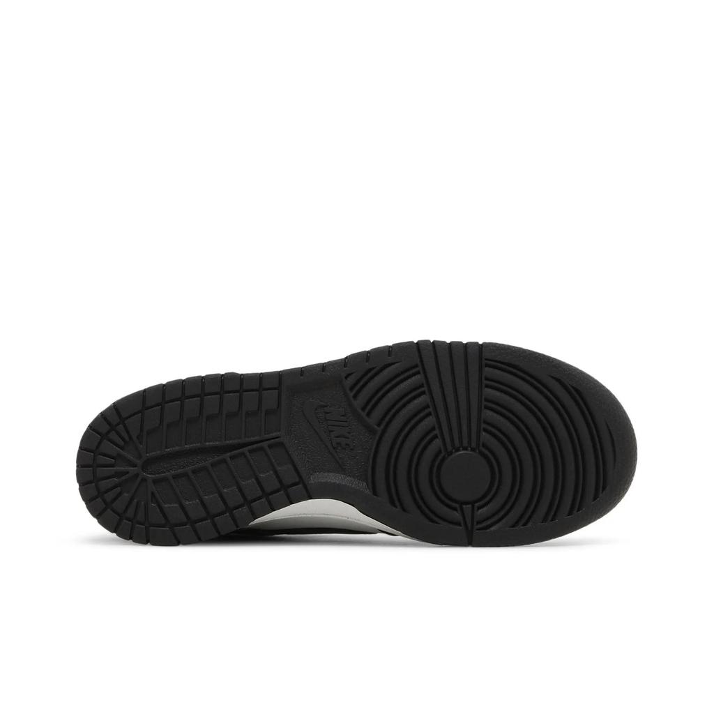 Nike Dunk Low Grade School 'Black Bright Mandarin' (Unisex) Black / Light Silver / Bright Mandarin / Medium Ash Kids' Skateboarding Shoes