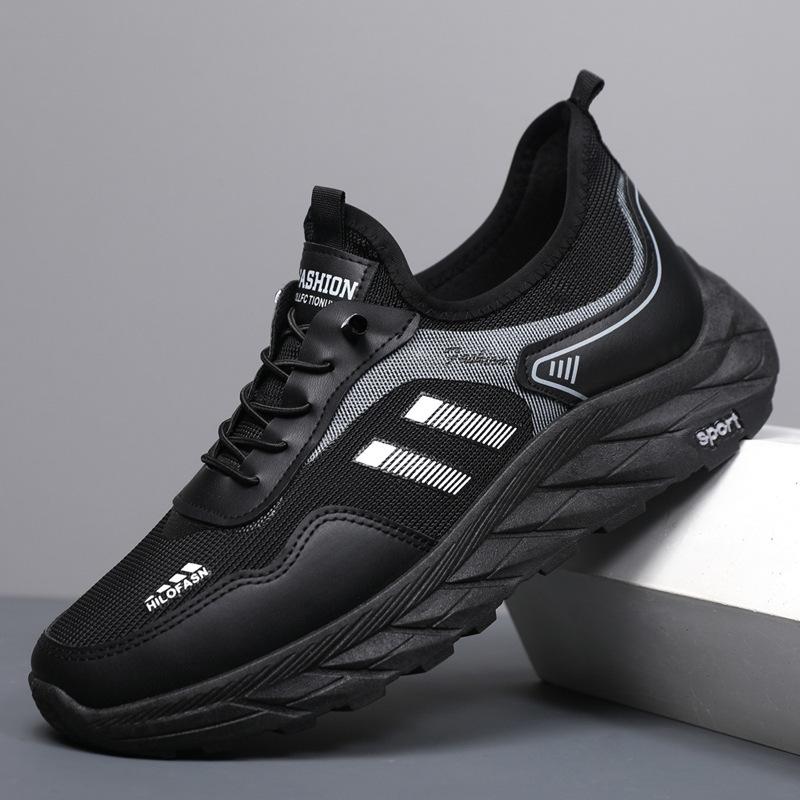 

New models in the elderly men and women with the same walking shoes spring and autumn comfortable breathable square dance light casual mom and dad sh 36