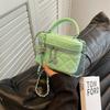 Design portable box bag, new diamond chain bucket bag, niche texture messenger bag.