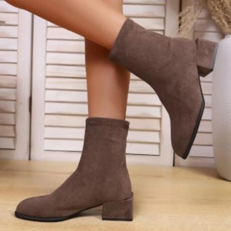 The new autumn fashion trend and versatile suede women's ankle boots with thick heels and round toe