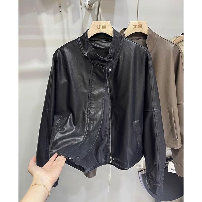 

Повседневная темпераментная кожаная куртка-локомотив женская осенняя с высоким чувством воротником-стойкой свободная куртка модная коричневая 2XL suggestion [130-70kg] чёрный