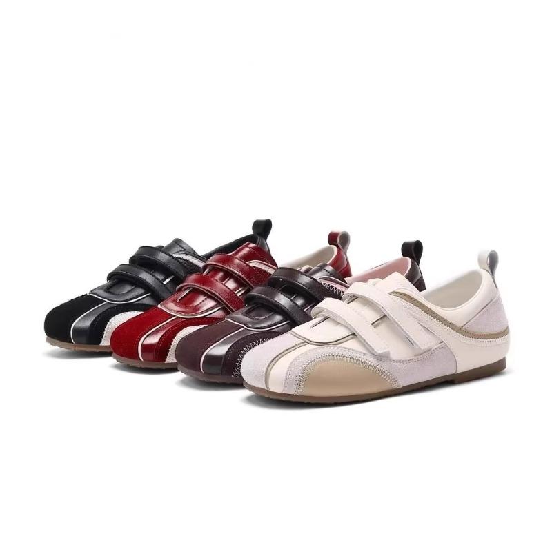 Autumn New Retro Velcro Light Wear Comfortable Soft Sole Versatile Sports and Leisure Shoes