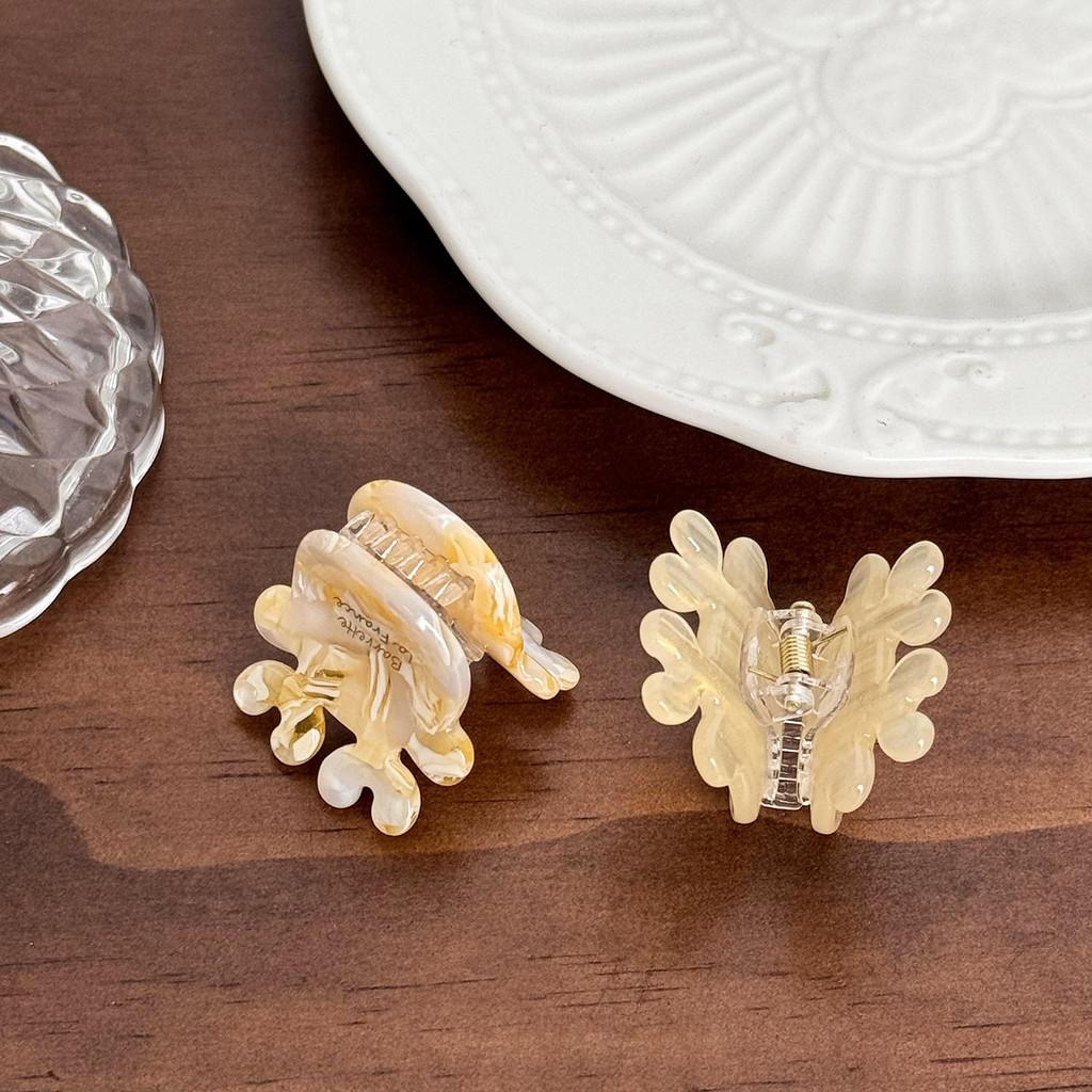 Stylish Acetate Hair Claw Clip Featuring Lovely Mini Deer Design For Females