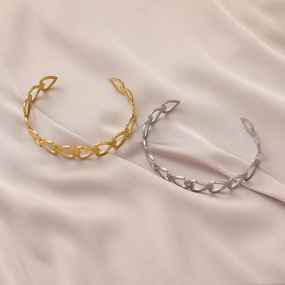 316L Stainless Steel Fashion Love Heart Bangles For Women Gold Color Silver Color Vintage Adjustable Cuff Bracelet Jewelry Gift