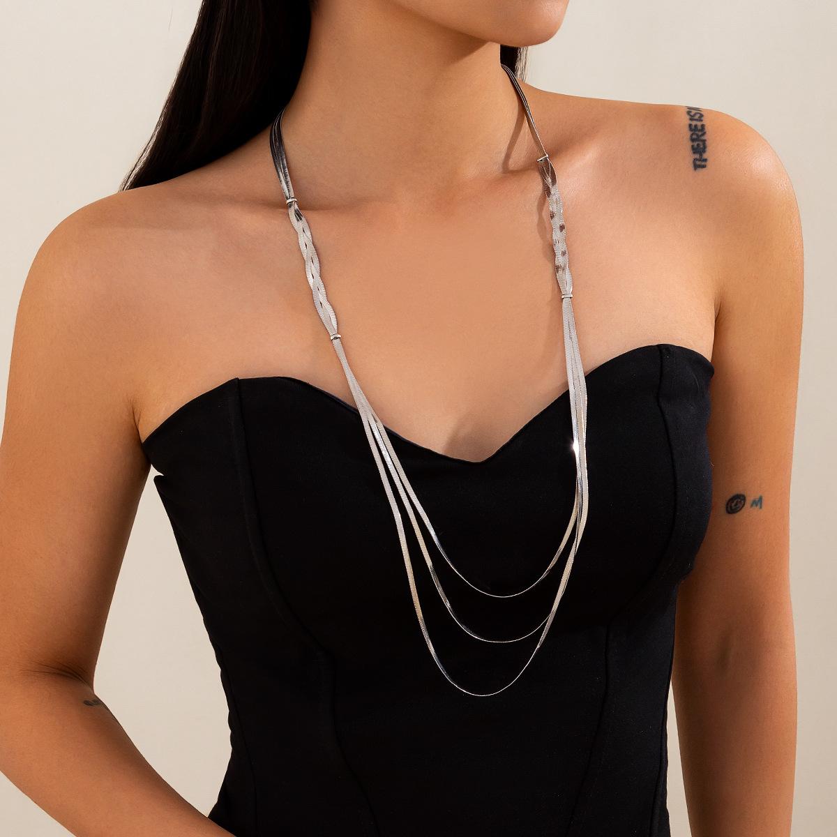 

Набор цепочек с кисточками в виде змеиной кости в стиле панк, простые многослойные длинные ожерелья, модные металлические вечерние универсальные, подходят для женщин