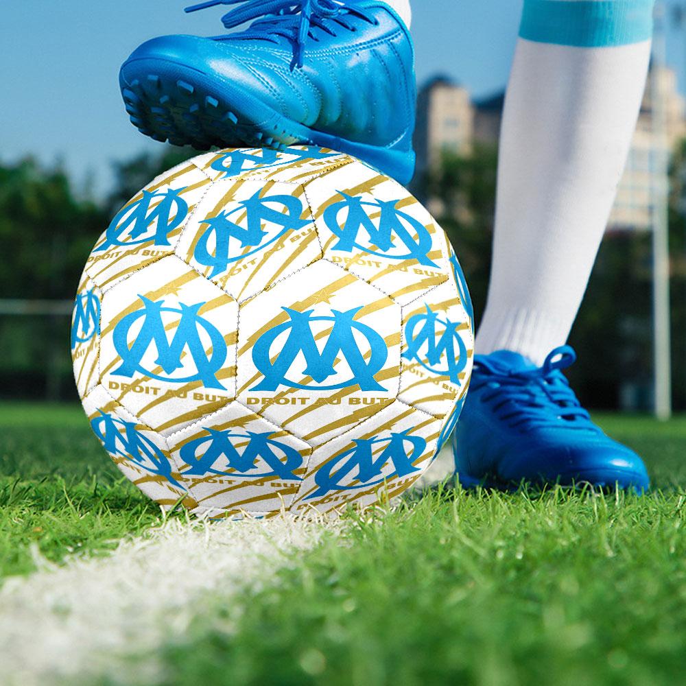 Olympique de Marseille Football Club Pallone da Calcio Indoor Misura 5 Colorato Cucito a Macchina PVC Pronto per la Competizione Resistente Alta Rimbalzabilità