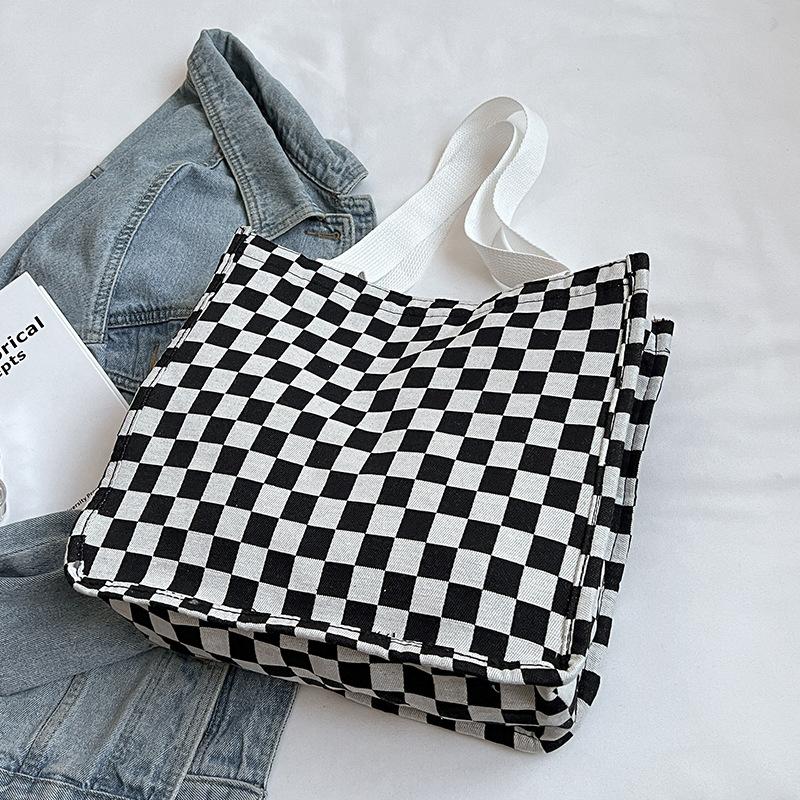 High-value Bag Large Capacity Chess Board Plaid Canvas Shoulder Bag Fashion Commuting Bag Student Class Handbag