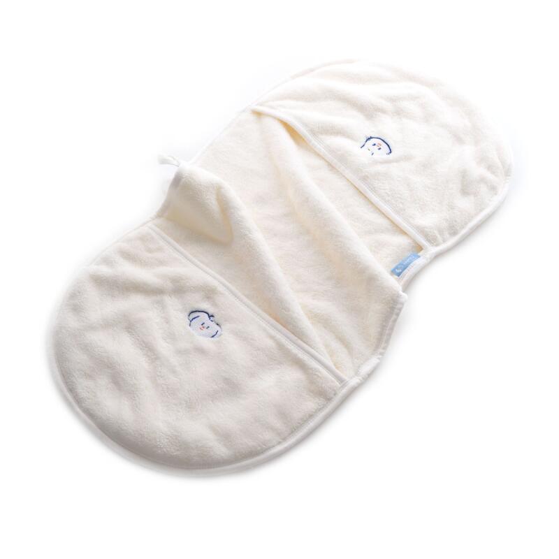 1 pocket-sized microfiber pet towel