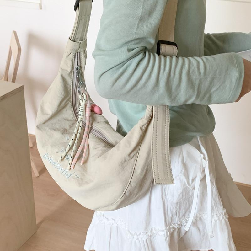 IELGY Ladies Messenger Bag Korean Version Casual Fresh Lazy Style Canvas Bag