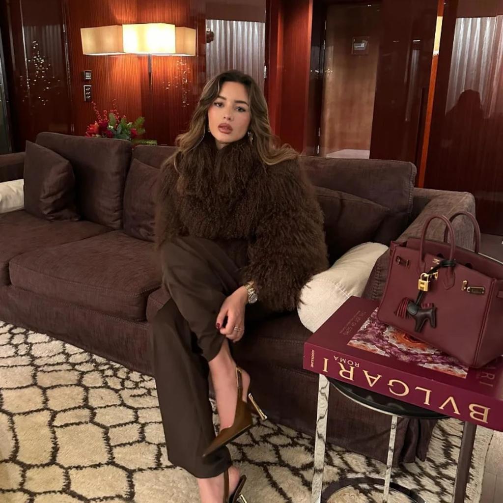 Imitation Short Beach Wool Women Fox Fur Coat New Autumn Winter Warm Fur Coat Faux Temperament Elegance Women for Coat
