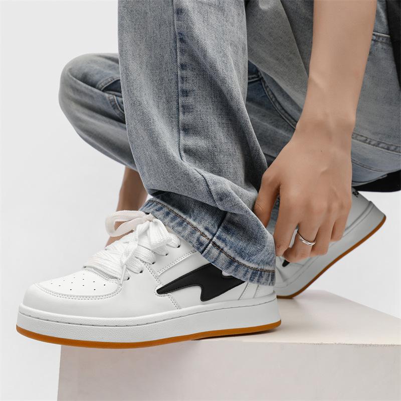 Men and Women Versatile Couple Bread Shoes Fashion Hong Kong Style Han Su Ins Little White Shoes Niche Retro Student Casual Board Shoes