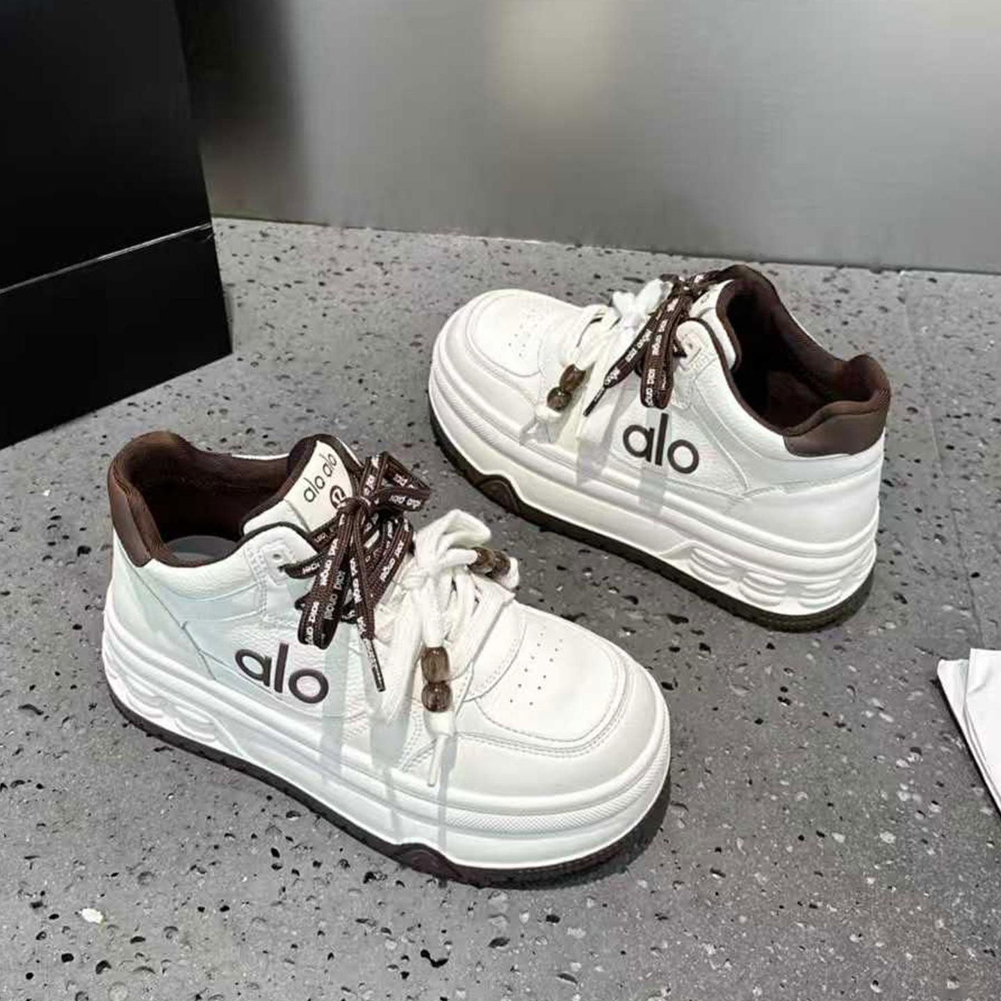 

Popular 2026 autumn and winter new fashion leather high-top shoes women s shoes little white shoes thick-soled velvet sports casual cotton shoes 40
