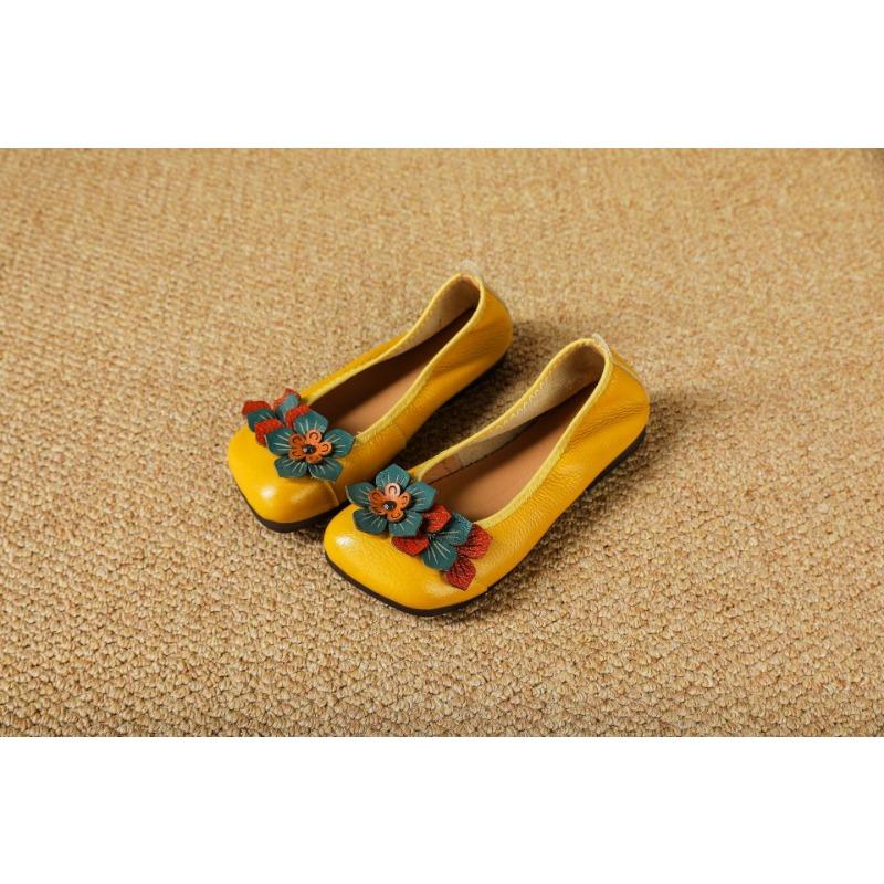 Spring, Summer and Autumn Casual Leather Women's Single Shoes, Flower Light Mouth Round Head Sole Heel Solid Color First Layer Cowhide