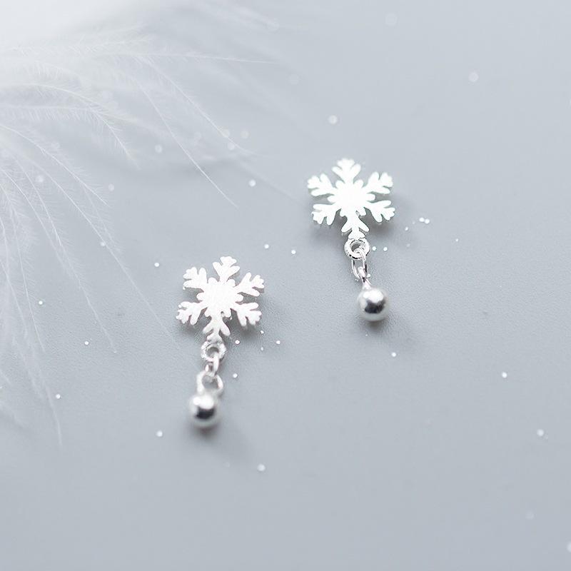 Snowflake Silver Plated Stud Earrings - Korean Mori Style, Light Bead Design, Perfect for Christmas