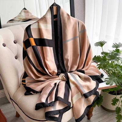 Nuovo Design Geometrico Grande Sciarpa Morbida di Seta Donna Elegante Stampa Lunga Scialle Fazzoletto Protezione Solare Estiva Avvolgente Elegante da Viaggio