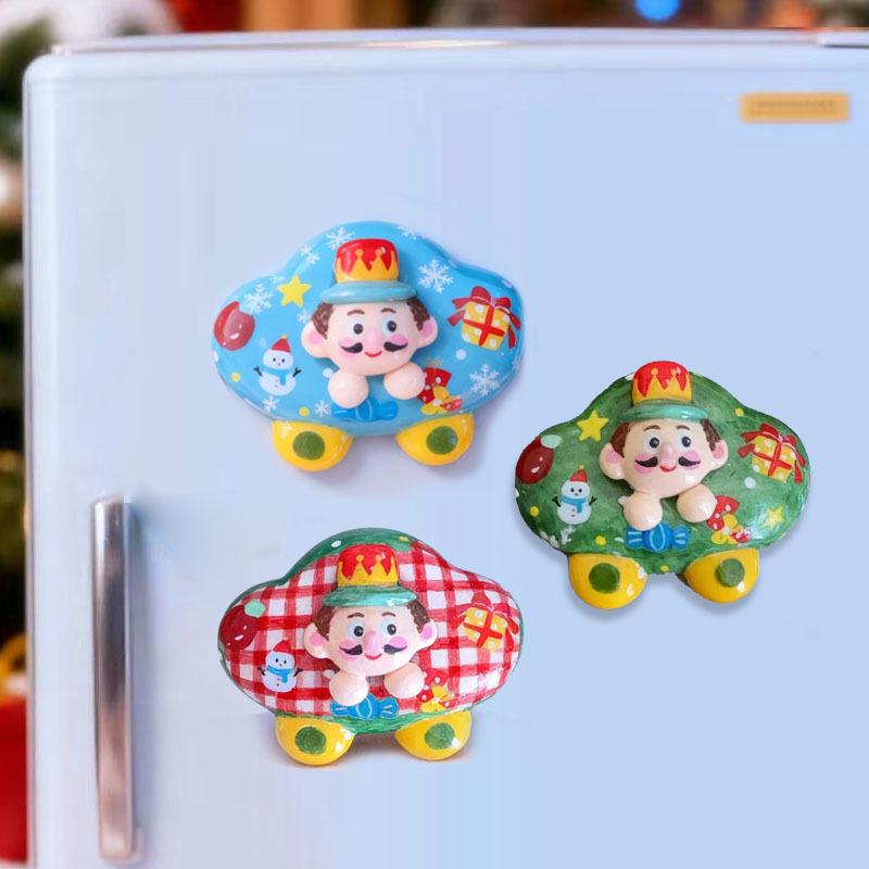 Kreatywne Dziecięce Kreskówkowe Ozdoby Świąteczne w Kształcie Pociągu - Drewniane Dekoracje Okienne i na Biurko