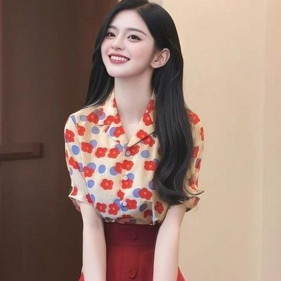 

Plus-Size Retro Red Floral Print Shirt and High-Waisted Skirt Set M