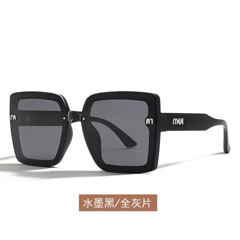 2025 New Square Sunglasses Women Luxury Brand Designer Letter Sun Glasses Vintage Polarized Eyewear Ladies UV400 Oculos De Sol