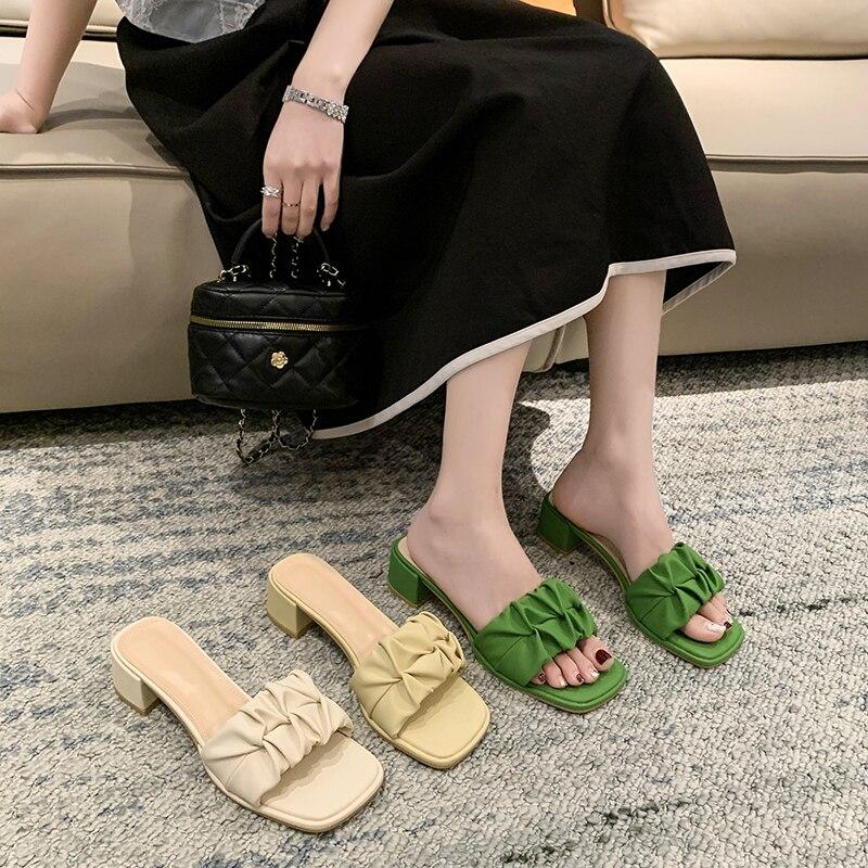 Zapatillas Clásicas para Mujer Sandalias Mules Tacones Medios Cuadrados Zapatos Mujer Lisas Plisadas Zapatillas de Verano Talla Grande Zapatos De Mujer