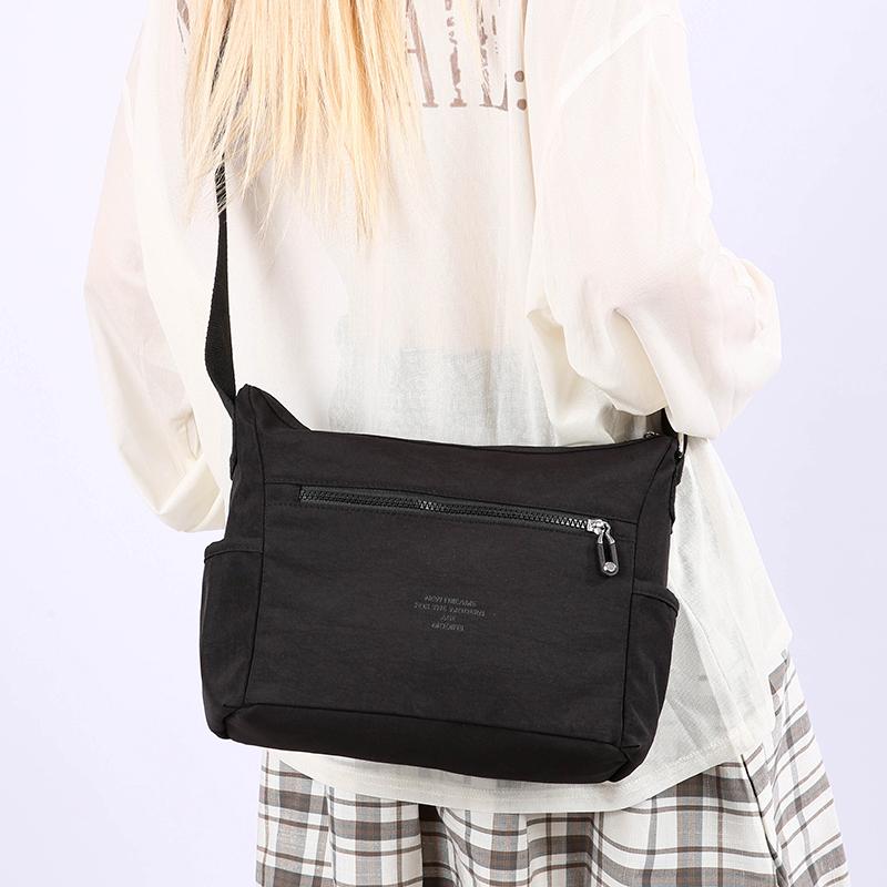 Women's Shoulder Bag Lightweight Nylon Bag Mother Crossbody Bag