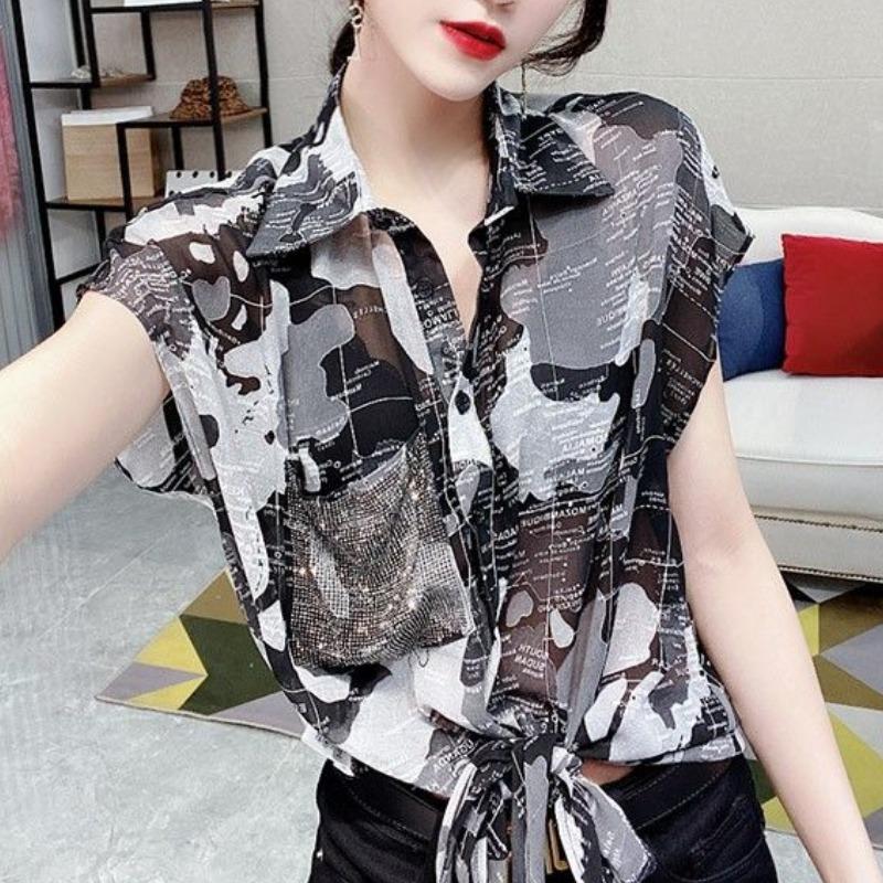 

Простота Офисная Леди Летняя Женская ПОЛО Воротник Принт Ромбы Пуговицы Шнуровка Мода Свободный Короткий Рукав Шифоновая Рубашка Топы XXXL чёрный