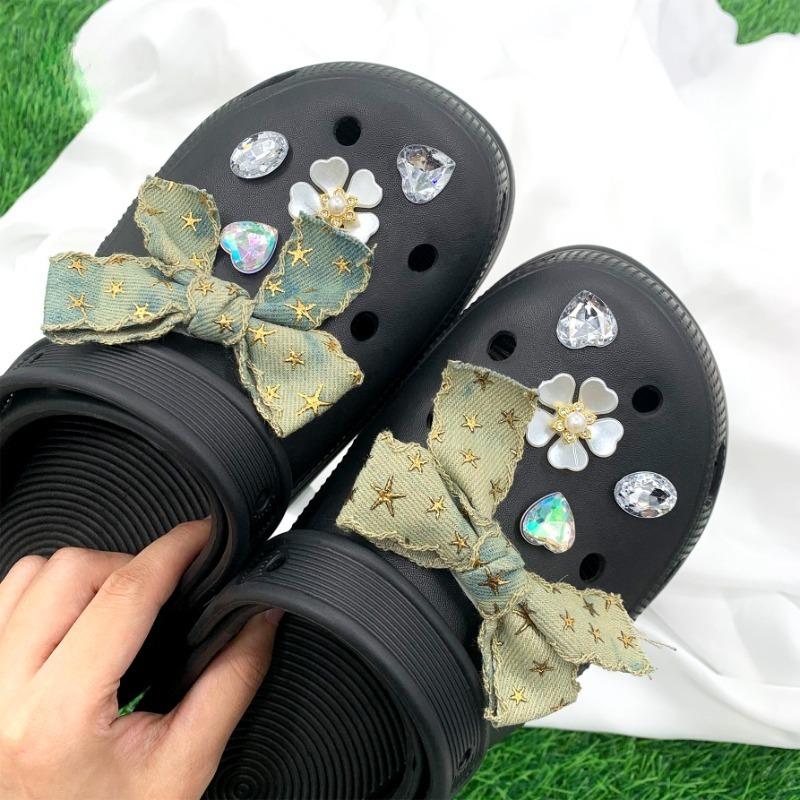 10PCS Fashion Shoe Charms Set Accessories Hole Shoe Buckle Bow Diamond White Flower DIY Shoes Decorations Kids Woman Girls Gift