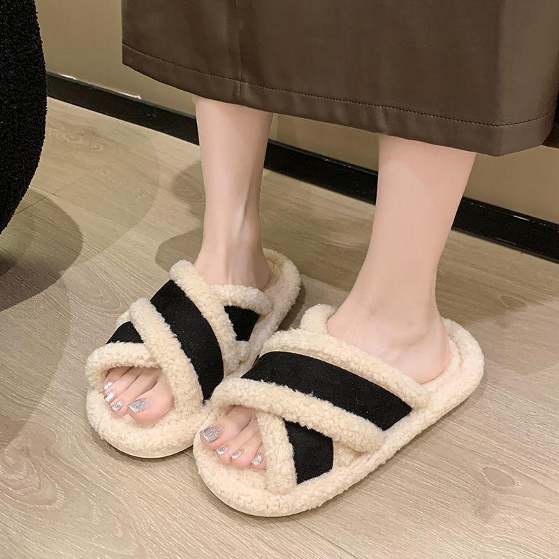 Retro cross indoor and outdoor plush cotton slippers women wear autumn and winter new fashion flat-bottomed plush slippers