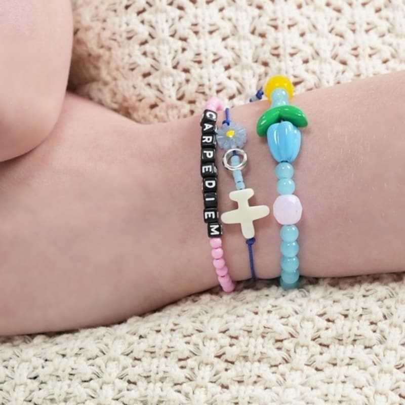 BONBEAU Black Cube Initial Color Ball Bracelet