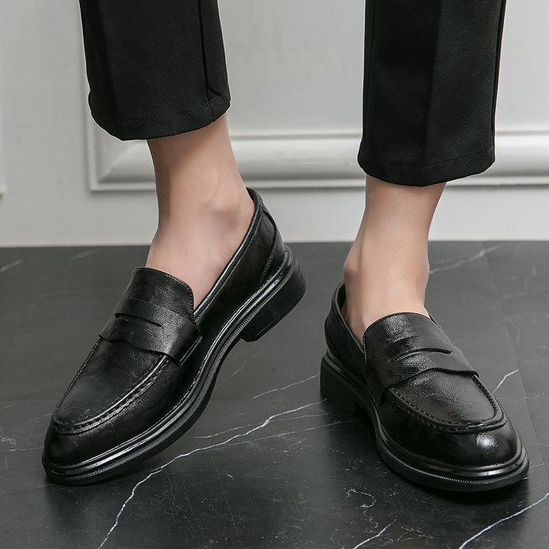 

Fashion one-pedal set of small leather shoes, large size leathershoes 45 коричневий