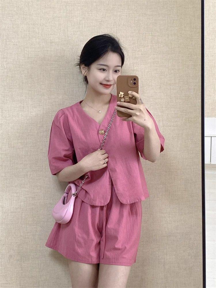 Dopamine French Chic New Chinese Style Summer Suit: Elegant Top & Wide-Leg Shorts, Retro Versatile Two-Piece Set
