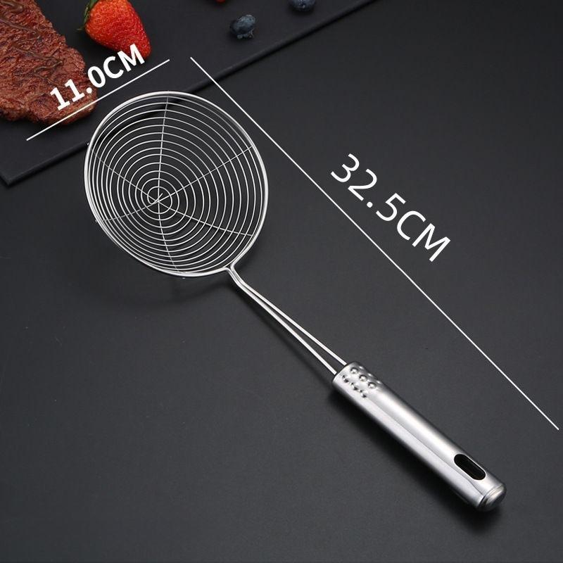 

Stainless Steel Skimmer Ladle Strainer Spoon, Solid Kitchen Tool for Deep Frying French Fries, Fish, Hot Pot, Pasta & Noodles