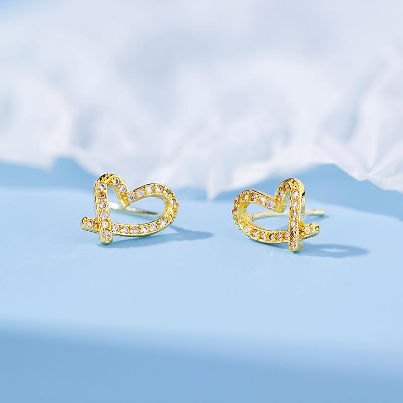 

Темперамент Легкие Роскошные Серьги-гвоздики Любовь Женские Серьги Ниш Дизайн Серьги Циркон Формы Сердца Для Езды На Работу Можно Носить Милые Девочки Ювелирные Изделия