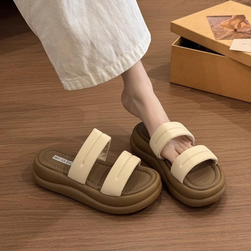 Thick-bottomed muffin with skirt slippers for women's 2025 summer new models, comfortable and non-slip for outer wear, with beach cool slippers