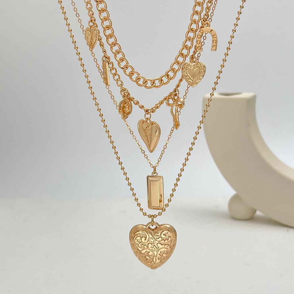 Patterned Love Bow Pendant Necklace Retro Geometric Metal Chain Stacked Clavicle Necklace