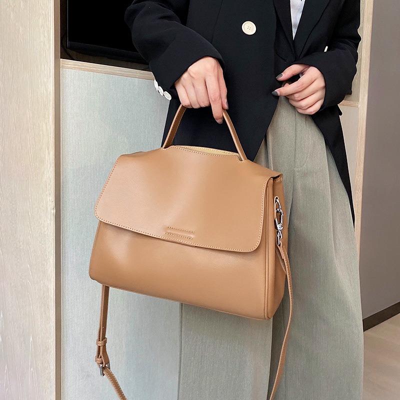 Leather women's bags large-capacity tote bags new cowhide women's bags messenger bags niche design commuter shoulder bags