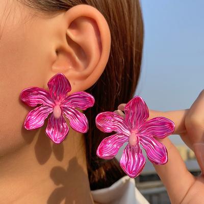 Nové personalizované náušnice přehnané barvy slitina květina barbie pudr puzetové náušnice dámské letní oblíbené náušnice