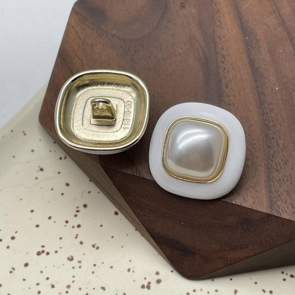 50pcs Fashionable Pillow-like Buttons Large Pearl 18/20/23mm Metal Shank Buttons Clothing DIY Accessories